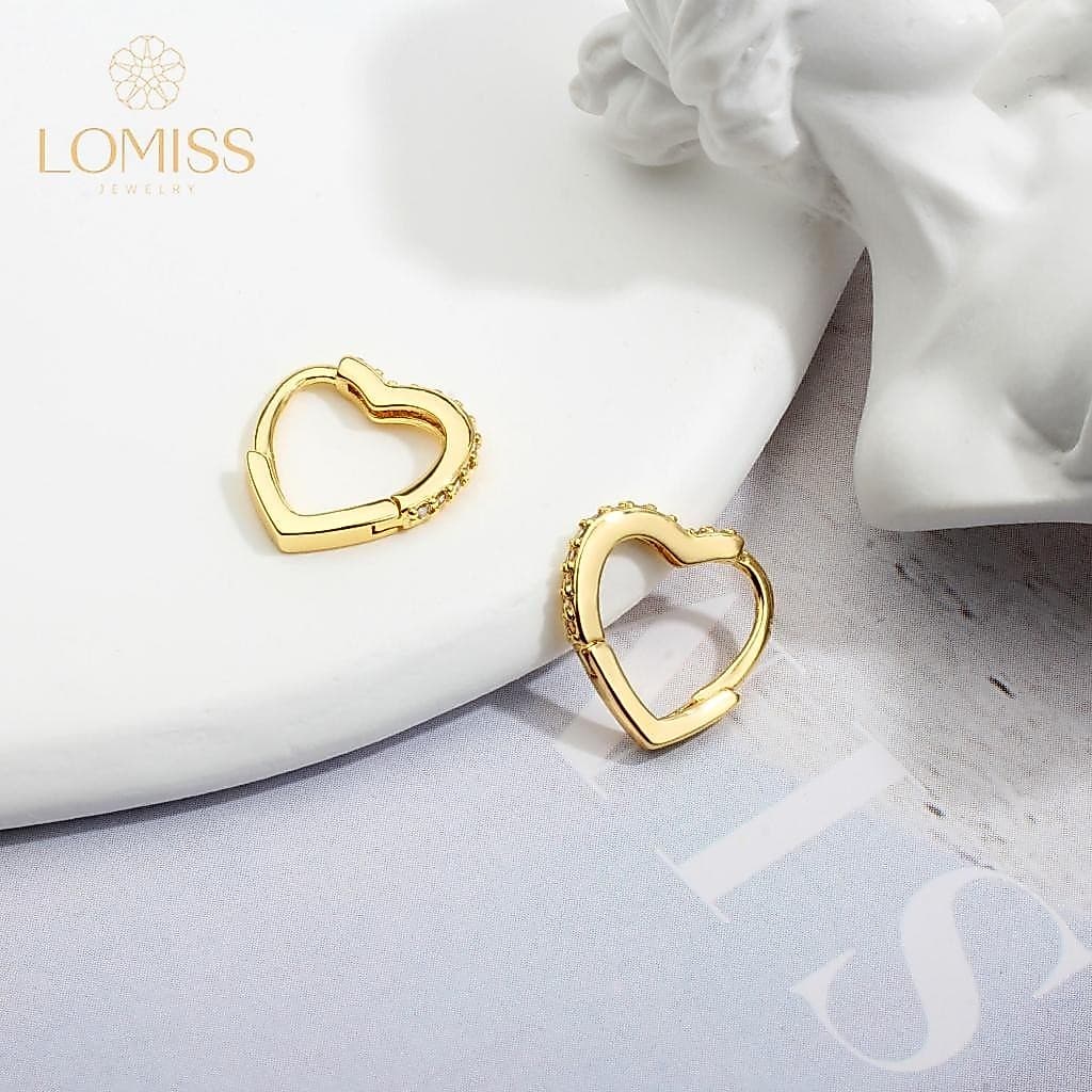 Brincos Delicado Elegante Antialérgico Coreanos Feminino Noiva Casamento Argola Folheado Ouro 18k a Platina Coração Zircônia Cravejada Lateral