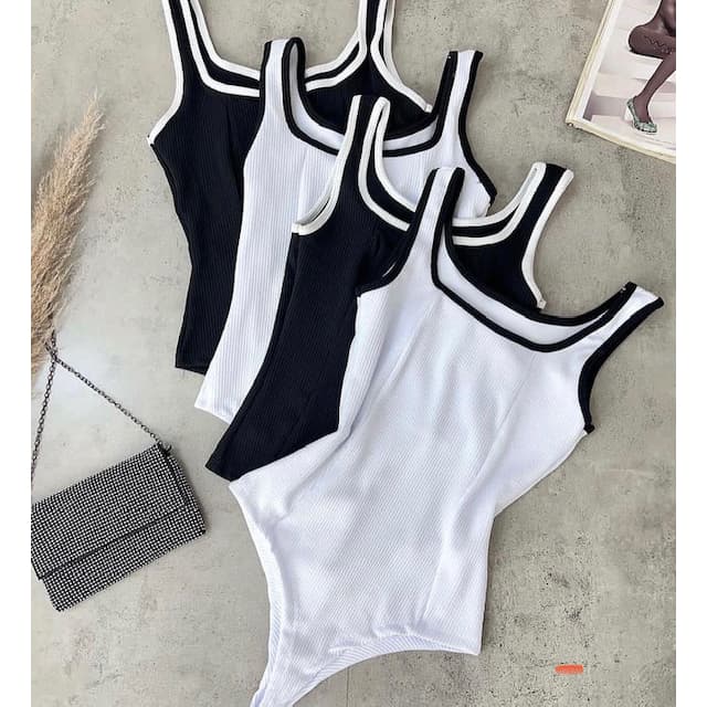 Body Regata Alça Larga Bicolor Branco e Preto Moda Gringa Estilosa Tendência