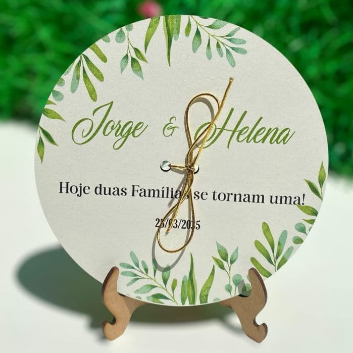 Porta Aliança Personalizado em MDF Verde Oliva com Nomes para Casamento - Com Suporte e Envio Rápido