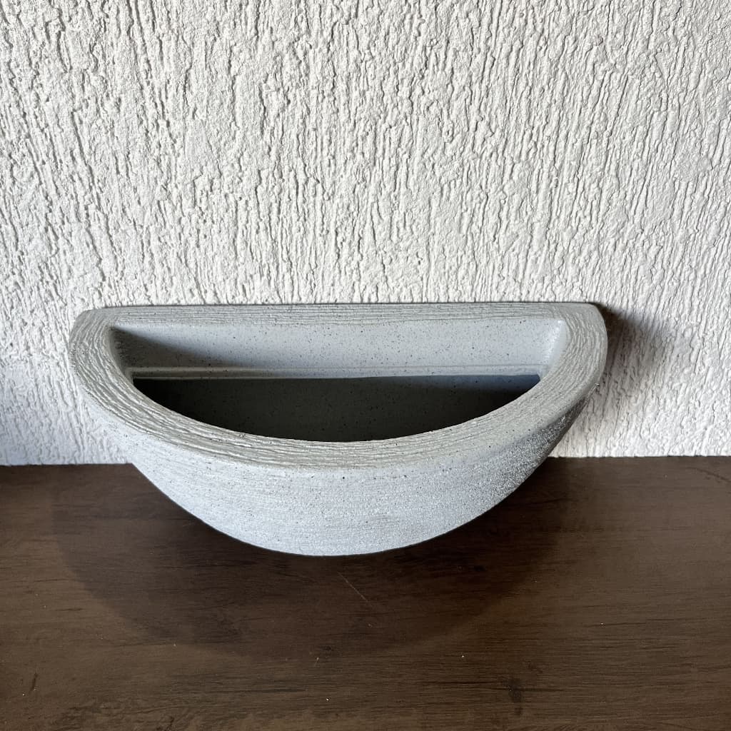 Vaso Decorativo Parede Polietileno Tamanho M Medidas 17cm X 34cm X 16cm