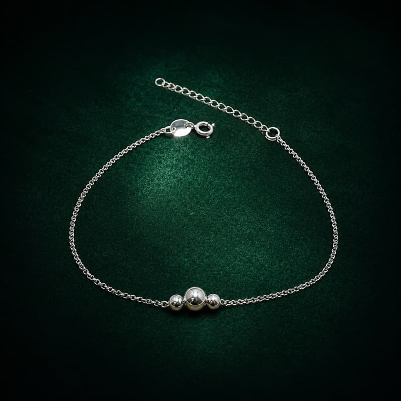Pulseira Prata 925 com Trio de Bolinhas Delicada e Sofisticada