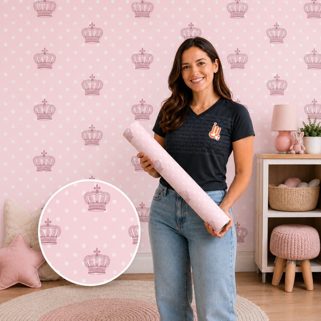 Papel de Parede Infantil Autocolante Rosa com Poá e Coroas para Quarto de Menina