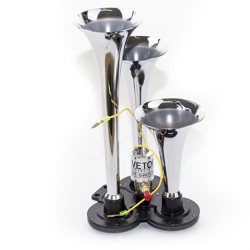 Buzina Corneta Tripla Cromada Bivolt 12/24v Com Válvula À Ar